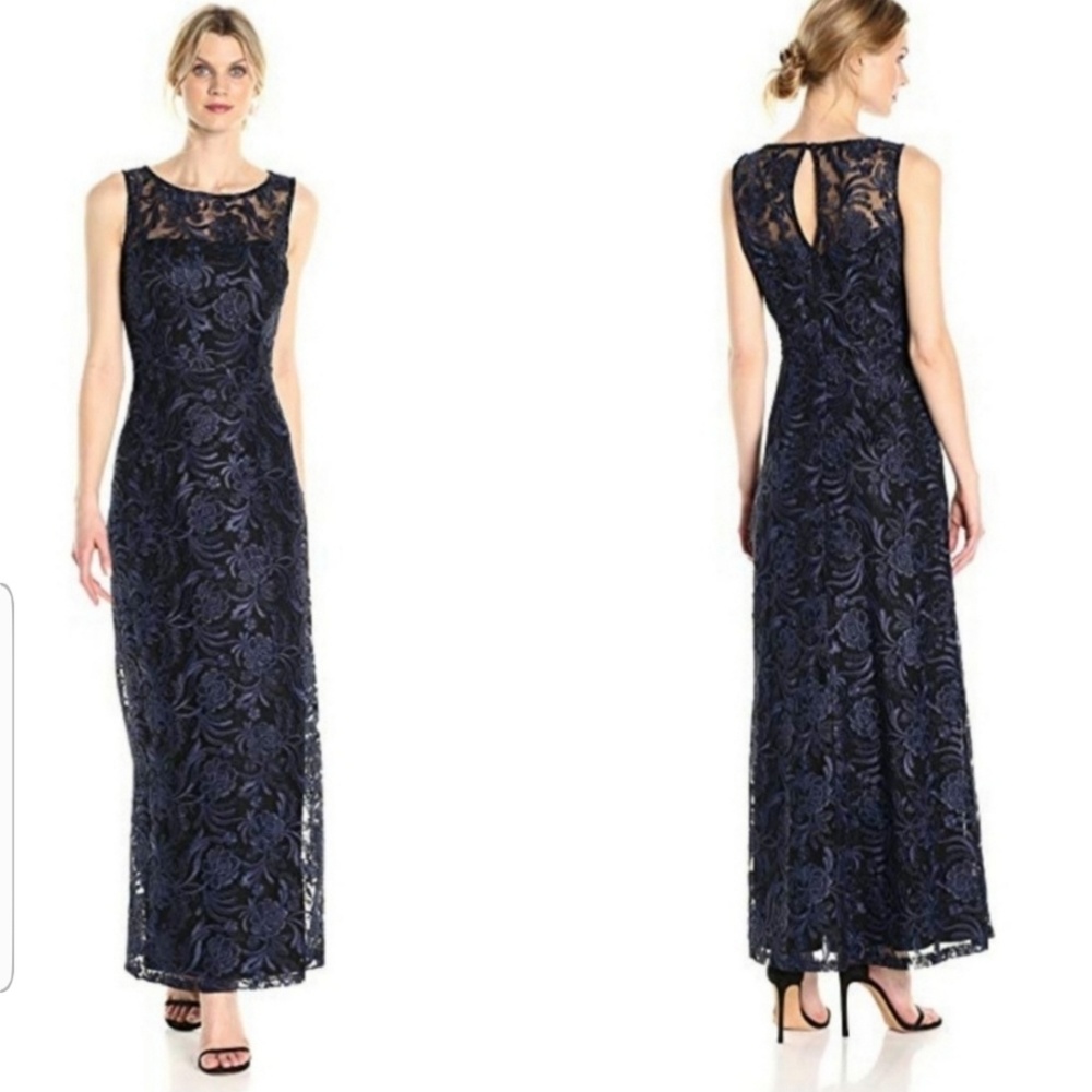 ELLEN TRACY ILUISON NECKLINE GOWN